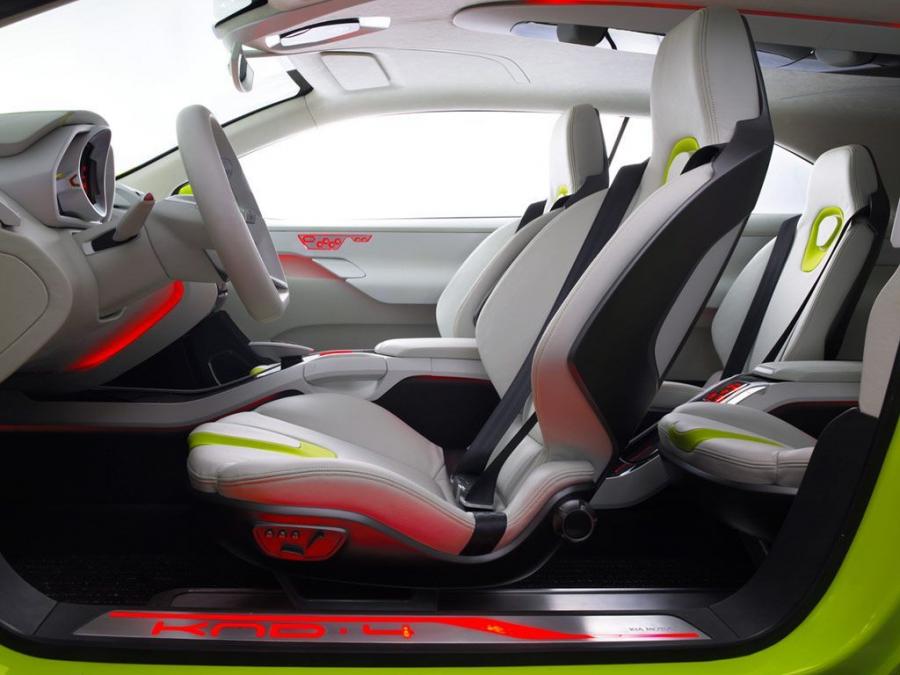  Kia KND-4 Concept 2007 года  (фото 3 из 10)